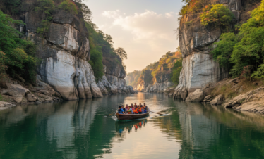 Marble Rocks at Bhedaghat