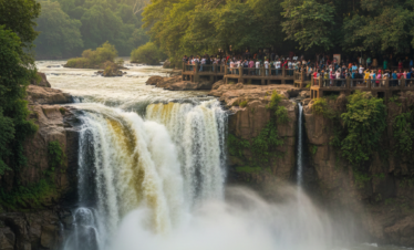 Dhuandhar Falls