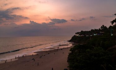 Varkala Cliff & Beach Escape