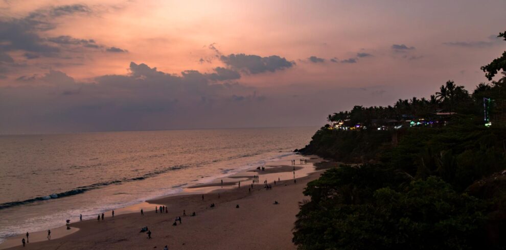 Varkala Cliff & Beach Escape